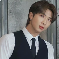 Kim namjoon(MC)