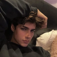 NAÍN D