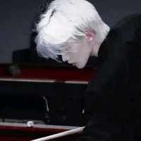 น้ำมนต์ เพื่อนพอ.