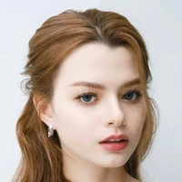 Rebecca mamá de yin