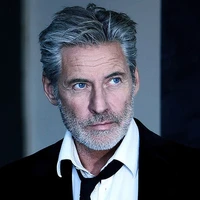 César