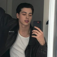 Josh (18)