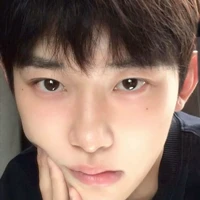 ฟ้(เพื่อนนายเอก)