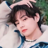 Kim teahyung( Omega)