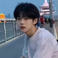 กาย //เพื่อนน.อ+น้องของมาย