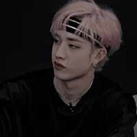 Christopher Bang 🍷