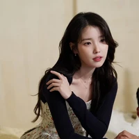 IU