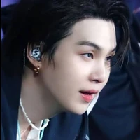 KIM YOONGI/D.ALPHA/20{bro of tae}