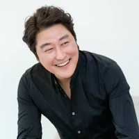 MR.JEON/ALPHA/55{father of jk , eun-ji}