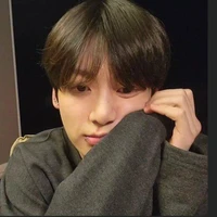 Jeon Jungkook/older twin