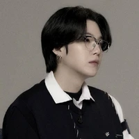 𝗠𝗶𝗻 𝗬𝗼𝗼𝗻𝗴𝗶🖤