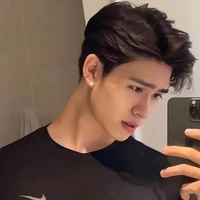 คริส(พระเอก)
