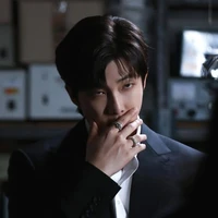 Kim RM { alfa dominante}