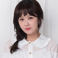 Elvy Odette (ibu)