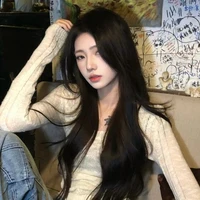 ติณห์ ณวลัยจิรารัตน์ ( เพื่อน นอ.)