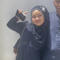 อรัญ ผู้เขียน