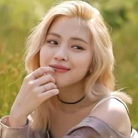 Jeon Ryunjin (20 ans) Oméga