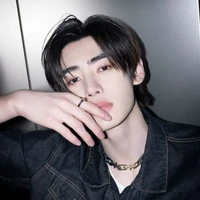 sunghoon 