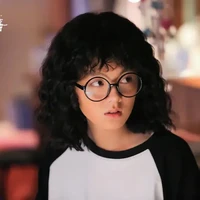 พลอยใส