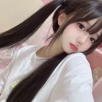ลิลลี่ รุ่นน้อง นอ