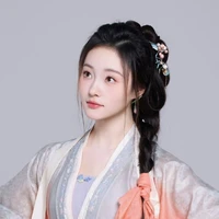 หลิวอี้เฟย​(เพื่อนนางเอก)
