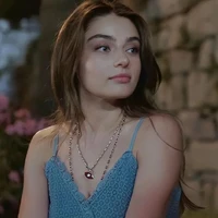 Hazel Collins [FL BESTIE]