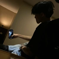 ตะวัน:เพื่อนพระเอก