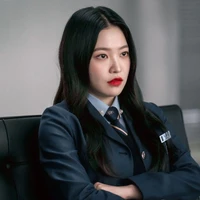 KIM YERI