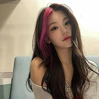 hwang ye-ji