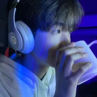 บอมมี่ "น.อ."💫