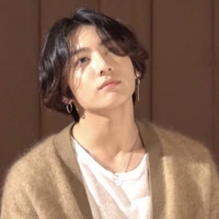 Jungkook (Barista/Lyricist/22)