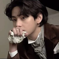 Taehyung (Writer/24)