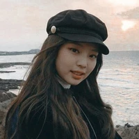 Jennie Kim(19 years old)