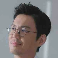 Profesor Jang Jung Jae