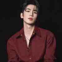 ธีม  ธีรวัฒน์