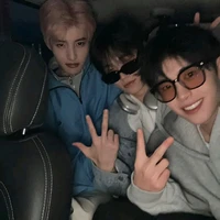 3หนุ่ม!!(สุดหล่อ)