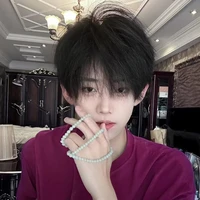 มิ้น{เพื่อนนอ.}
