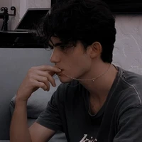 Logan Hernández