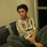 เธียร(เพื่อน พ.อ)