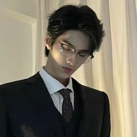มนัส(พ่อ น.อ)​