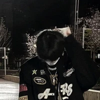 ริน (น.อ🌹)
