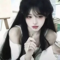 นา​ลิน​(นางเอก)​