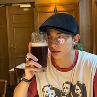 hyunjin :)