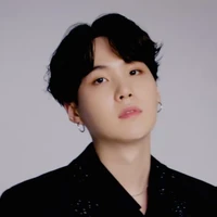 Min Yoongi (SUGA) Alpha