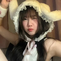 น้ำ(เพื่อนแนน กระหรี่)