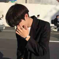 เพื่อน น อ(เจ้าของร้านขายยา)