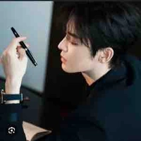 ฮาย 👑