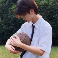 บาส เพื่อน พ.อ