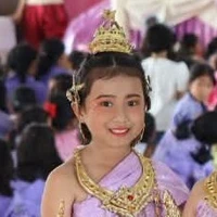 น้ำเพชร เพื่อนน.อ