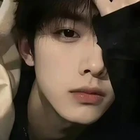 ซัน  พระเอก